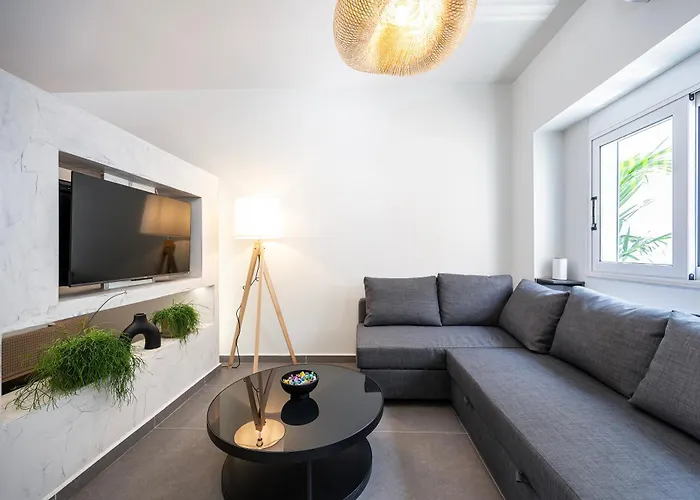 Aram's Port House Apartman