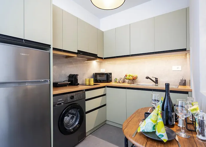 Aram's Port House Apartman Kosz