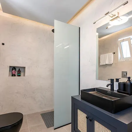 Aram's Port House Apartament Kos